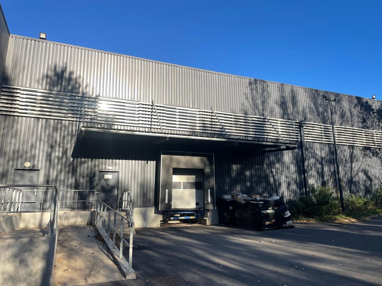 Local d'activité Aix-en-Provence 595m² Location local d'activité Aix-en-Provence Bouches-du-Rhône OLACT2427928 0
